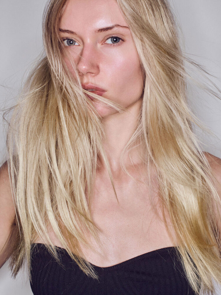 emmy-g-amedeo-volpe-2-noir-model-management-(12)crop
