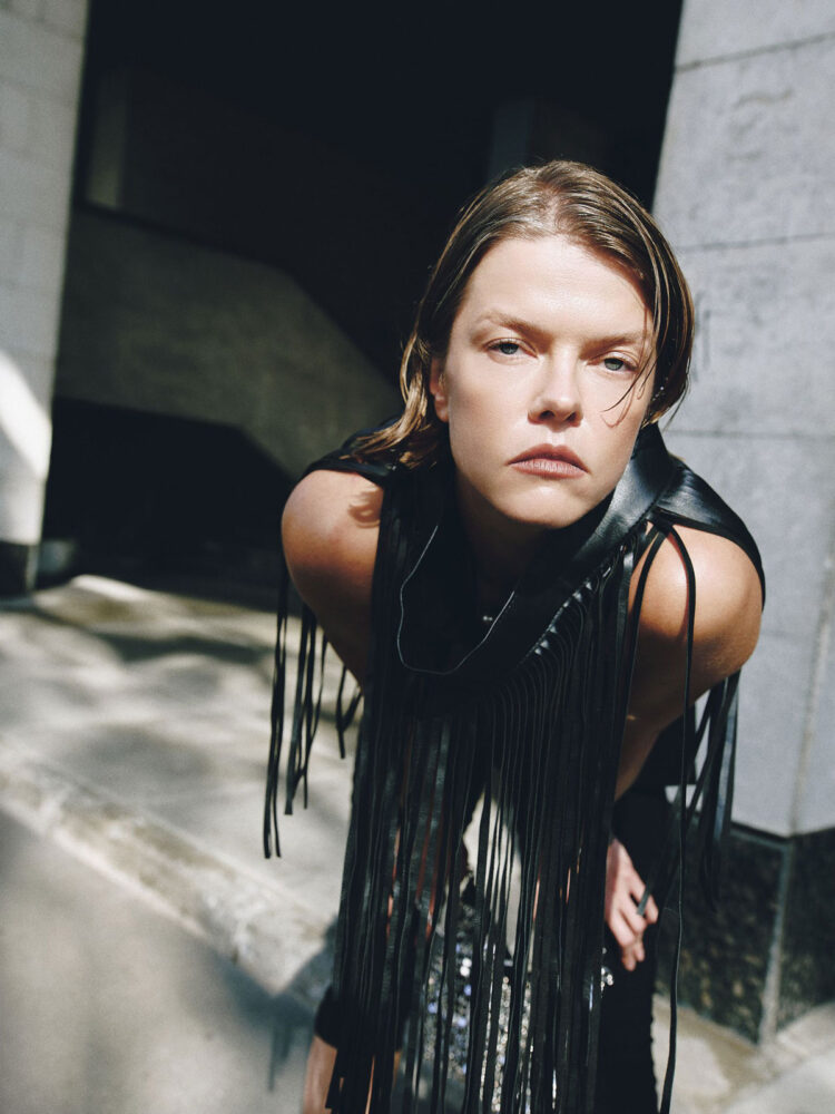 sveta-iravgreen-first-line-model-management-(5)