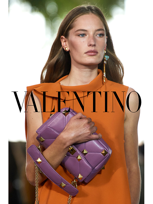 3-gemma-francis-burnett-2020-sept-valentino-ss21-mfwfxd