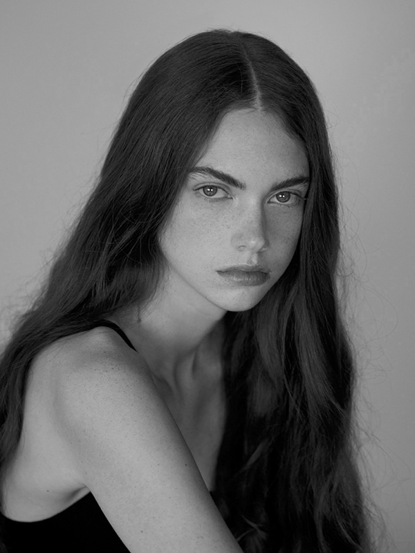 Loana Julien - d.model